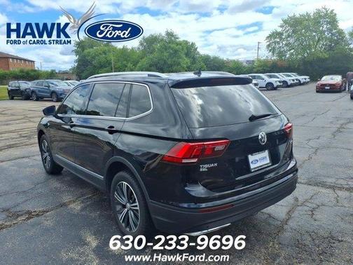 Deep Black Pearl Effect 2019 Volkswagen Tiguan 2.0T SEL