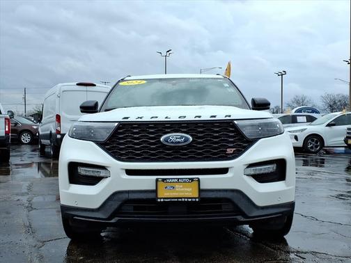 Star White 2024 Ford Explorer ST
