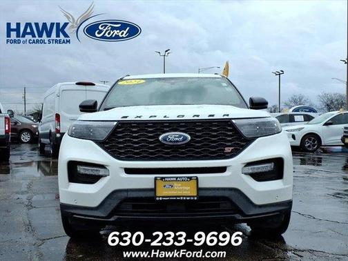 White Metallic 2024 Ford Explorer ST