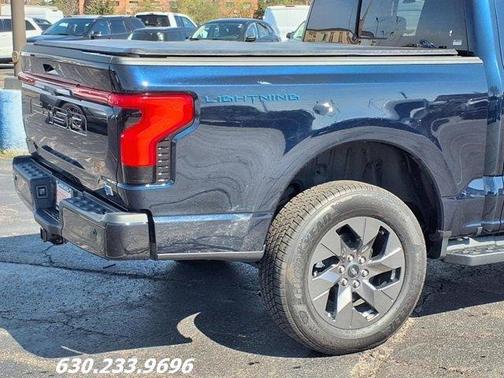2024 Ford F-150 Lightning LARIAT