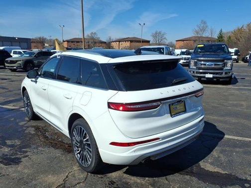 White Metallic 2022 Lincoln Corsair Reserve