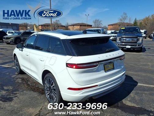 White Metallic 2022 Lincoln Corsair Reserve