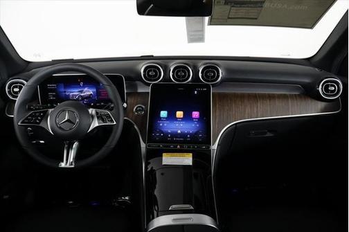 2026 Mercedes-Benz GLC 300 Base