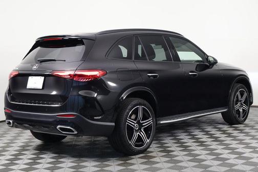 2026 Mercedes-Benz GLC 300 Base