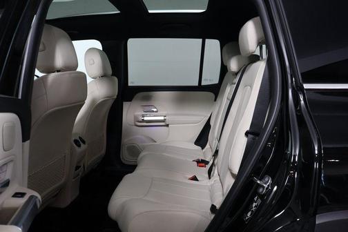 Night Black 2026 Mercedes-Benz GLB 250 4MATIC