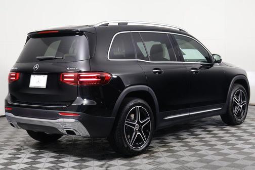 Night Black 2026 Mercedes-Benz GLB 250 4MATIC
