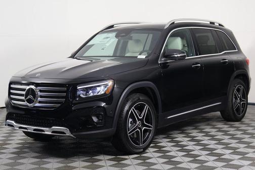 Night Black 2026 Mercedes-Benz GLB 250 4MATIC
