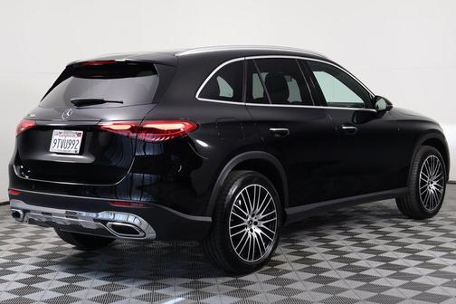 2025 Mercedes-Benz GLC 300 Base