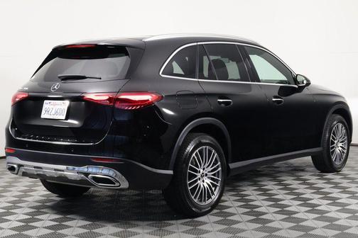 2025 Mercedes-Benz GLC 300 Base