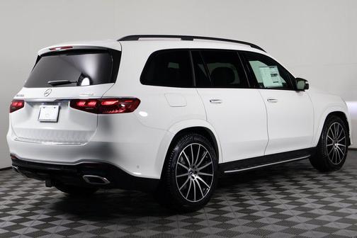 2025 Mercedes-Benz GLS 580 4MATIC