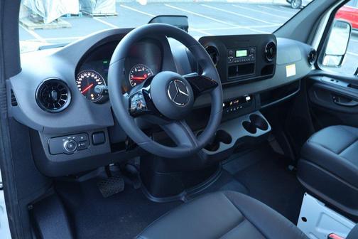 2026 Mercedes-Benz Sprinter 2500 High Roof