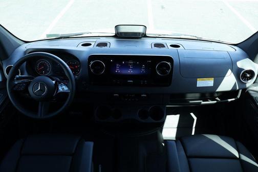 2025 Mercedes-Benz Sprinter 2500 Standard Roof
