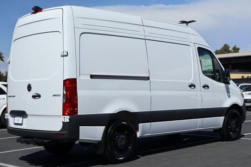 2025 Mercedes-Benz Sprinter 2500 Standard Roof