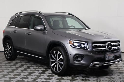 Mountain Grey Metallic 2023 Mercedes-Benz GLB 250 4MATIC