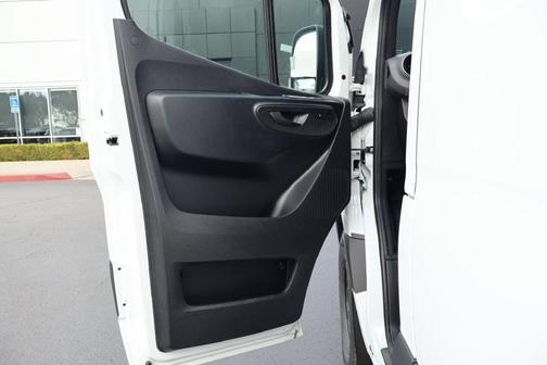 Arctic White 2026 Mercedes-Benz Sprinter 2500 High Roof