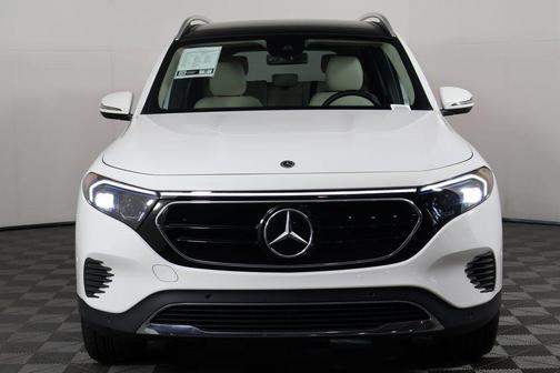 2022 Mercedes-Benz EQB 350 4MATIC