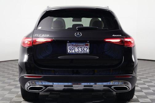 Black 2024 Mercedes-Benz GLC 300 4MATIC