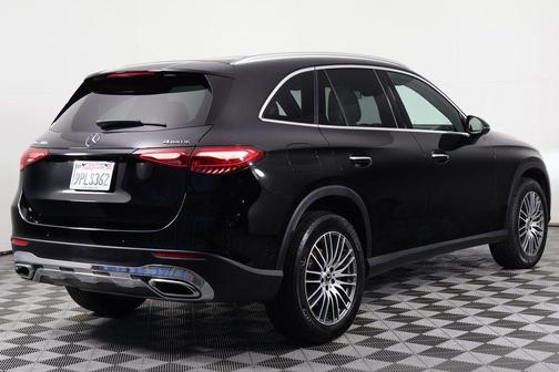 Black 2024 Mercedes-Benz GLC 300 4MATIC