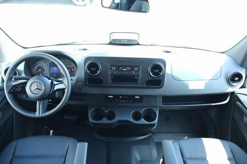 2025 Mercedes-Benz Sprinter 2500 High Roof