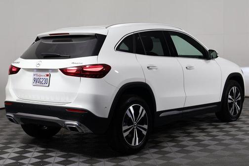 Polar White 2026 Mercedes-Benz GLA 250 4MATIC