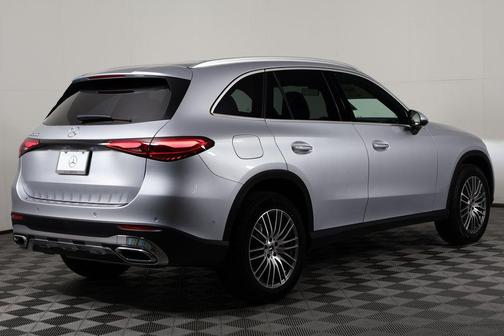 2026 Mercedes-Benz GLC 300 Base