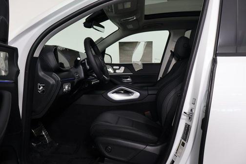 2026 Mercedes-Benz GLS 450 4MATIC