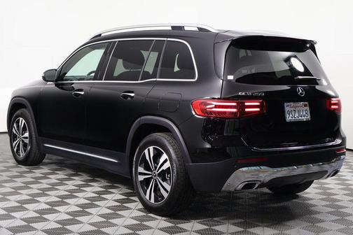 2025 Mercedes-Benz GLB 250 Base