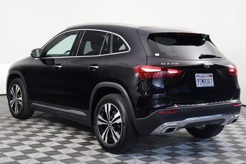 2025 Mercedes-Benz GLA 250 4MATIC