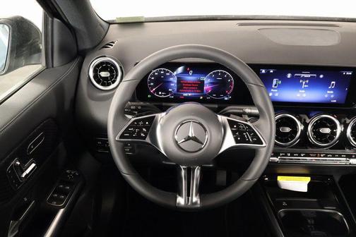 2026 Mercedes-Benz GLA 250 4MATIC