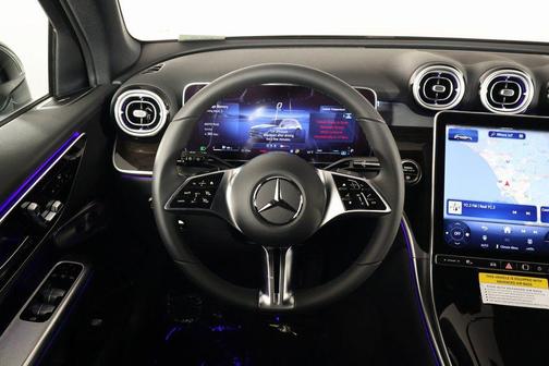 2025 Mercedes-Benz GLC 300 4MATIC