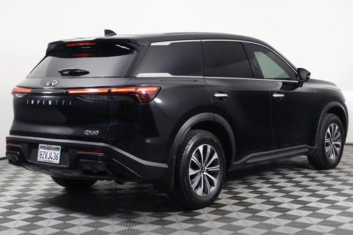 2022 INFINITI QX60 Pure