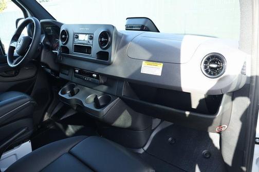 2025 Mercedes-Benz Sprinter 2500 High Roof
