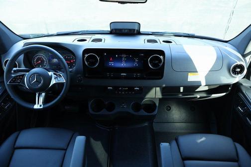 2026 Mercedes-Benz Sprinter 2500 Standard Roof