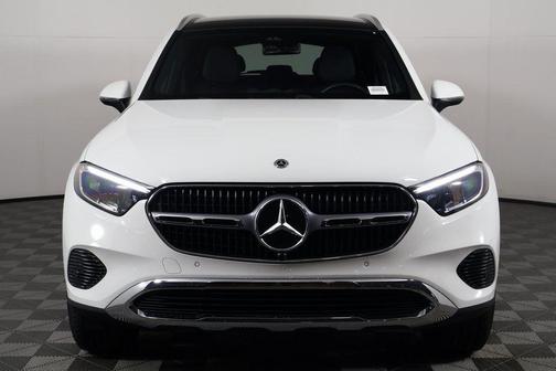 2025 Mercedes-Benz GLC 300 Base