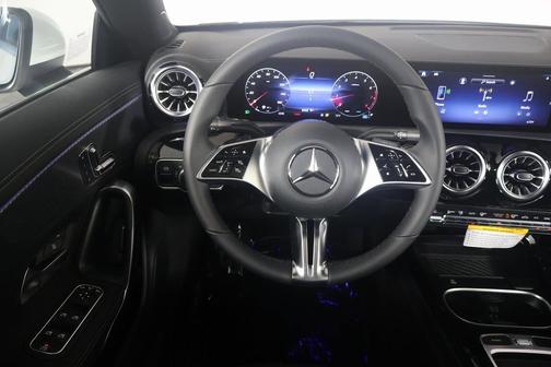 2025 Mercedes-Benz CLA 250