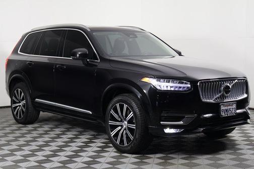 2025 Volvo XC90 B6 Plus 7-Seater