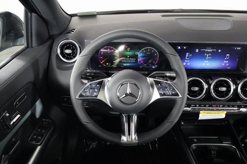 Night Black 2026 Mercedes-Benz GLA 250 4MATIC