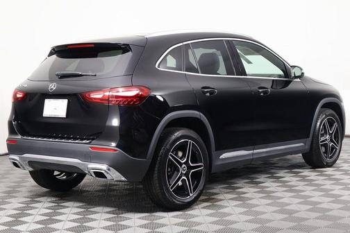 Night Black 2026 Mercedes-Benz GLA 250 4MATIC