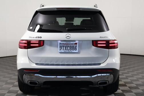 2025 Mercedes-Benz GLB 250 4MATIC