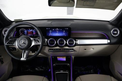 Night Black 2026 Mercedes-Benz GLB 250 4MATIC