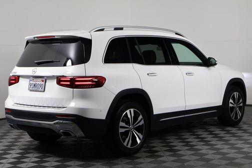 2025 Mercedes-Benz GLB 250 Base