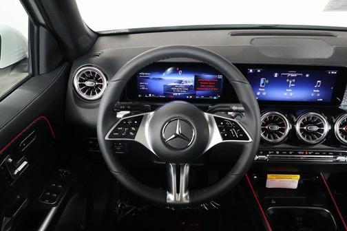 2026 Mercedes-Benz GLB 250 Base