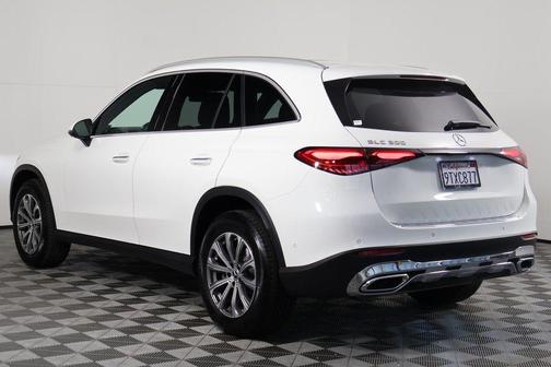 2025 Mercedes-Benz GLC 300 Base