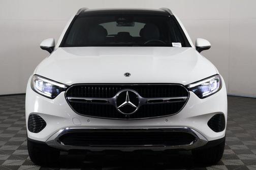 2025 Mercedes-Benz GLC 300 Base