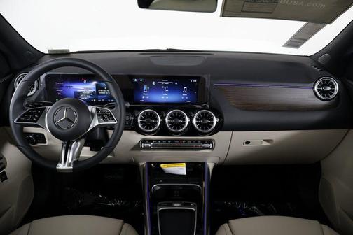 2026 Mercedes-Benz GLA 250 4MATIC