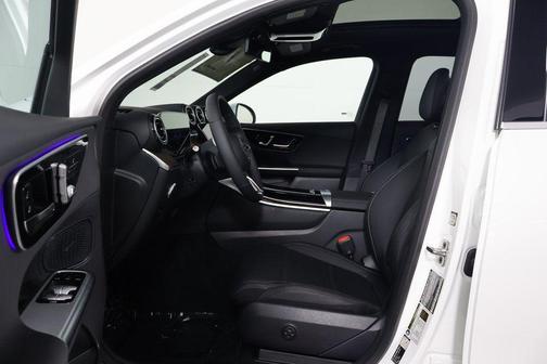 2026 Mercedes-Benz GLC 300 Base