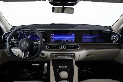 Polar White 2027 Mercedes-Benz GLS 450 4MATIC