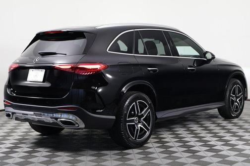 2026 Mercedes-Benz GLC 300 Base