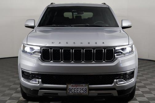 2022 Jeep Wagoneer Series II 4x2