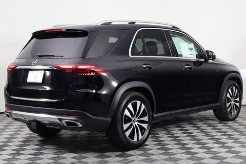 Black 2026 Mercedes-Benz GLE 350 4MATIC